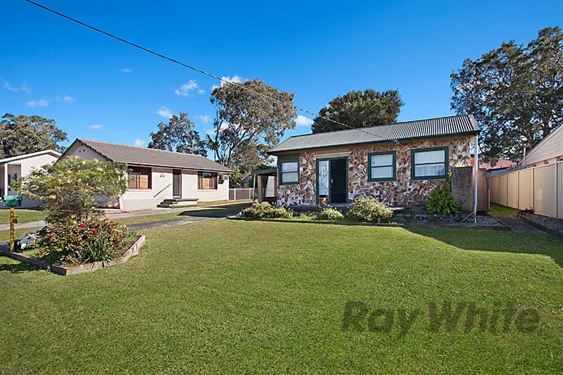 11 Kalani Street, BUDGEWOI NSW 2262, Budgewoi - Image 1