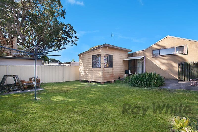 11 Kalani Street, BUDGEWOI NSW 2262, Budgewoi - Thumbnail 4