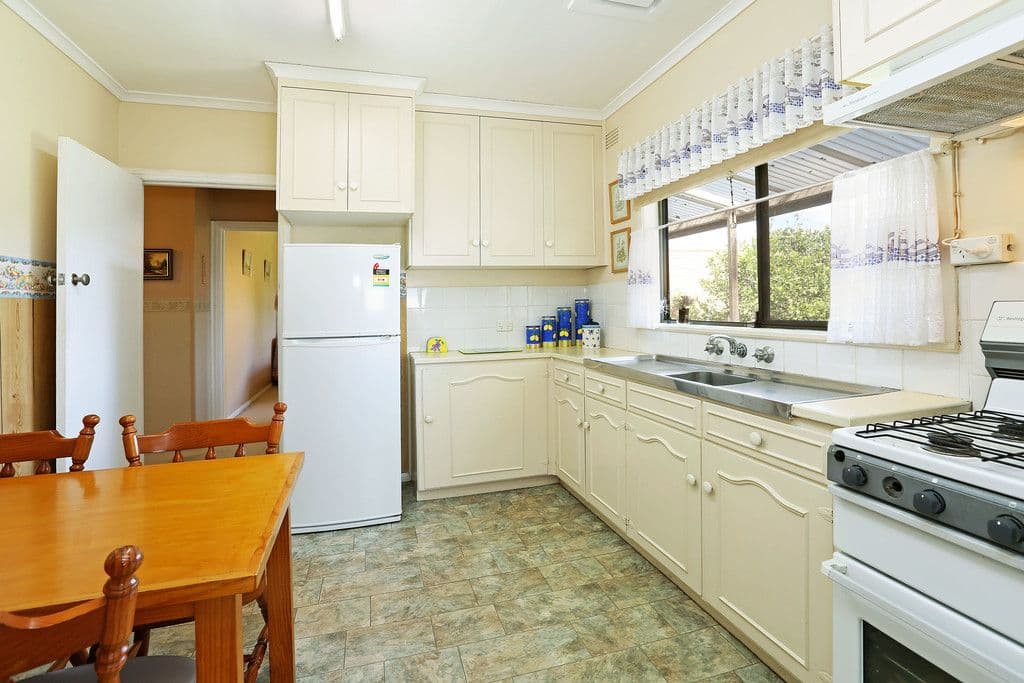 32 Vistula Avenue, Bell Park VIC 3215, Bell Park - Thumbnail 6