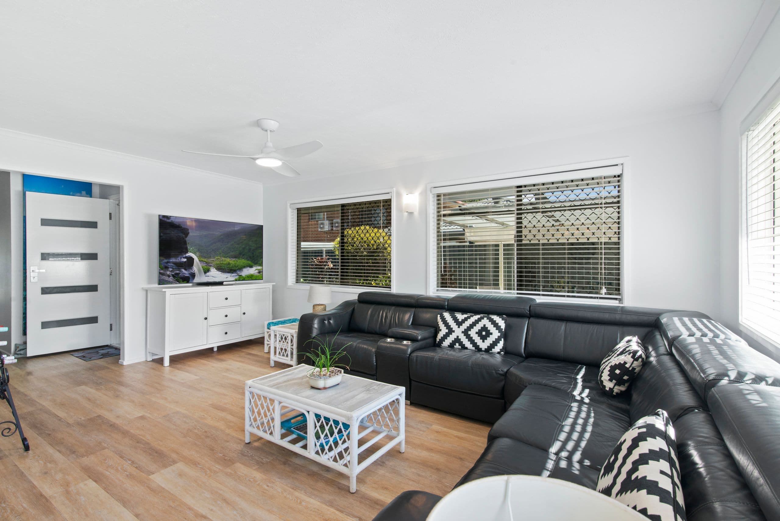 49 Mitchell Avenue, Currumbin QLD 4223, Currumbin - Thumbnail 4