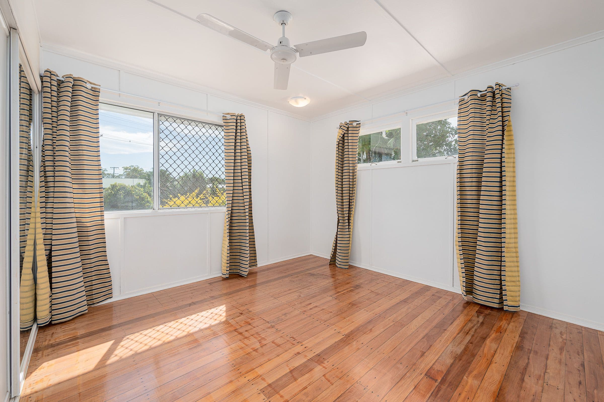 8 Larsen Street, West Gladstone QLD 4680, West Gladstone - Thumbnail 8