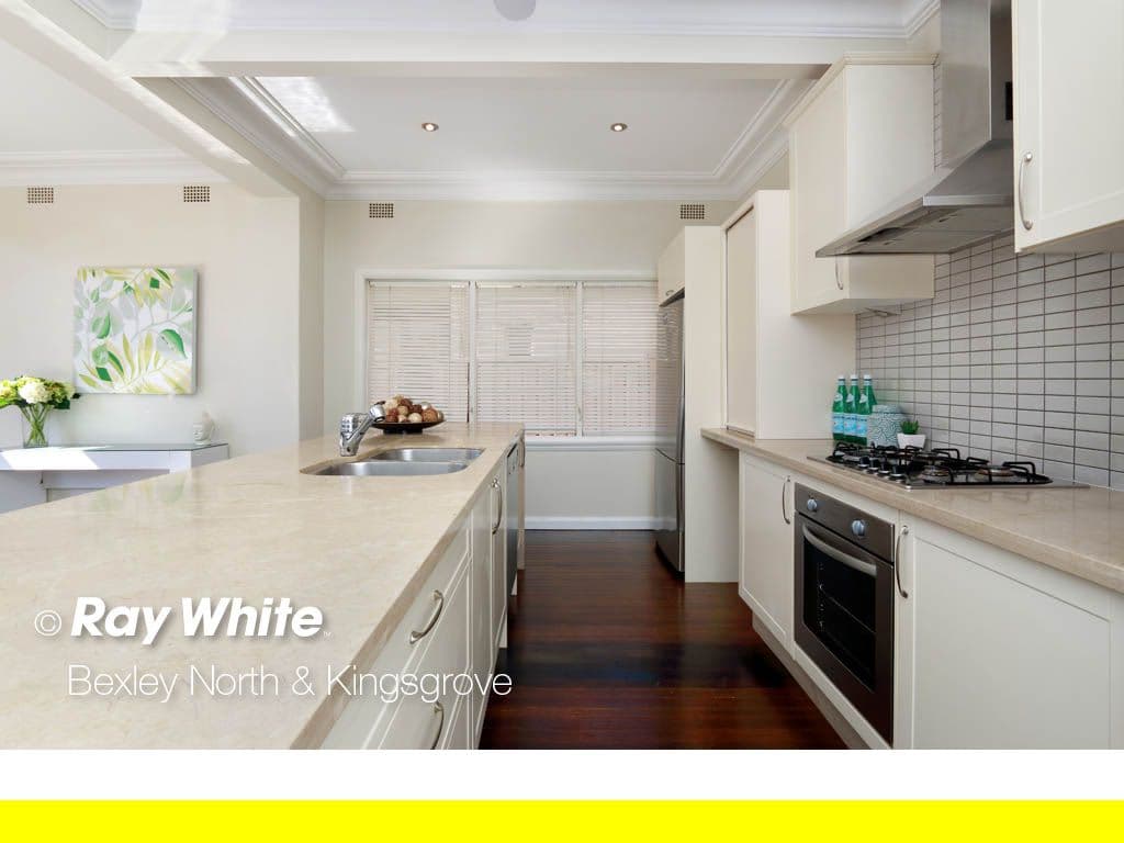 10 New England Drive, KINGSGROVE NSW 2208, Kingsgrove - Thumbnail 3