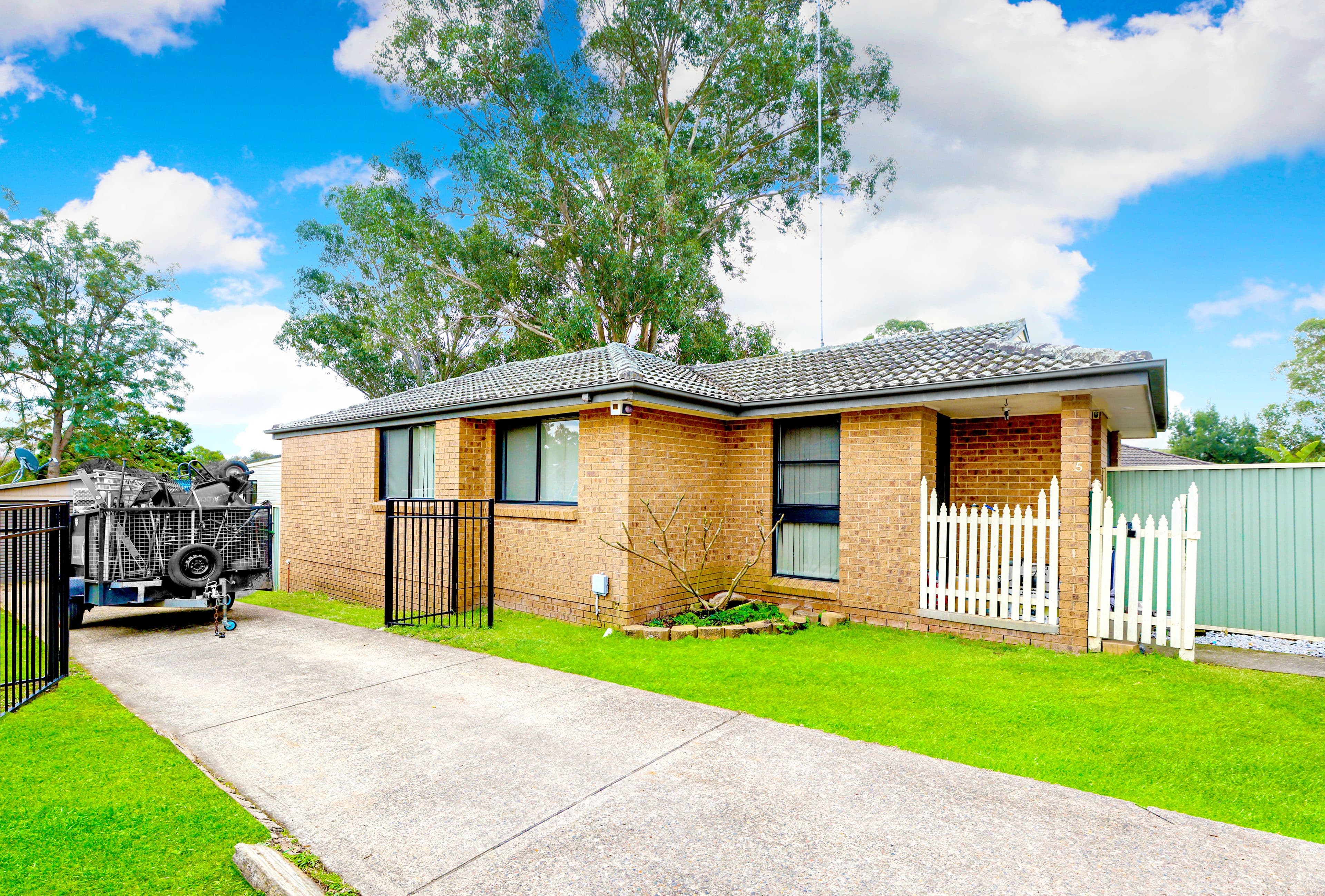 5 & 5a Rosella Place, Cranebrook NSW 2749, Cranebrook - Image 1