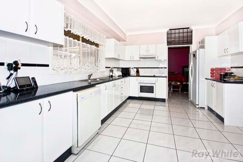 81  Lancaster Avenue, CECIL HILLS NSW 2171, Cecil Hills - Thumbnail 3