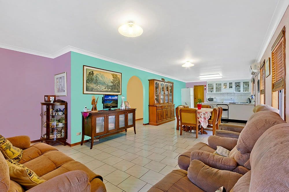 33 Jean Avenue, BERKELEY VALE NSW 2261, Berkeley Vale - Thumbnail 3