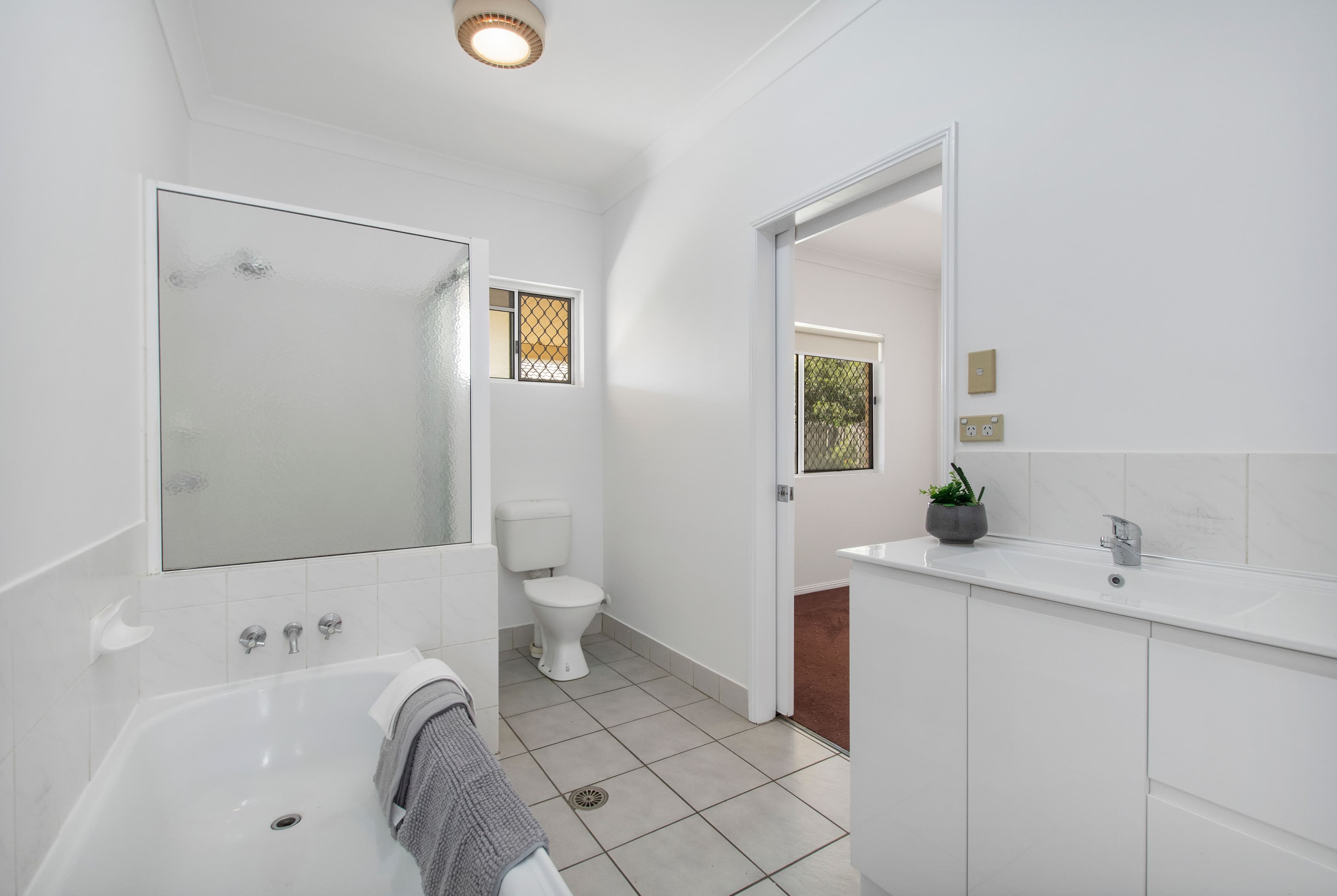 155 Yolanda Drive, Annandale QLD 4814, Annandale - Thumbnail 5