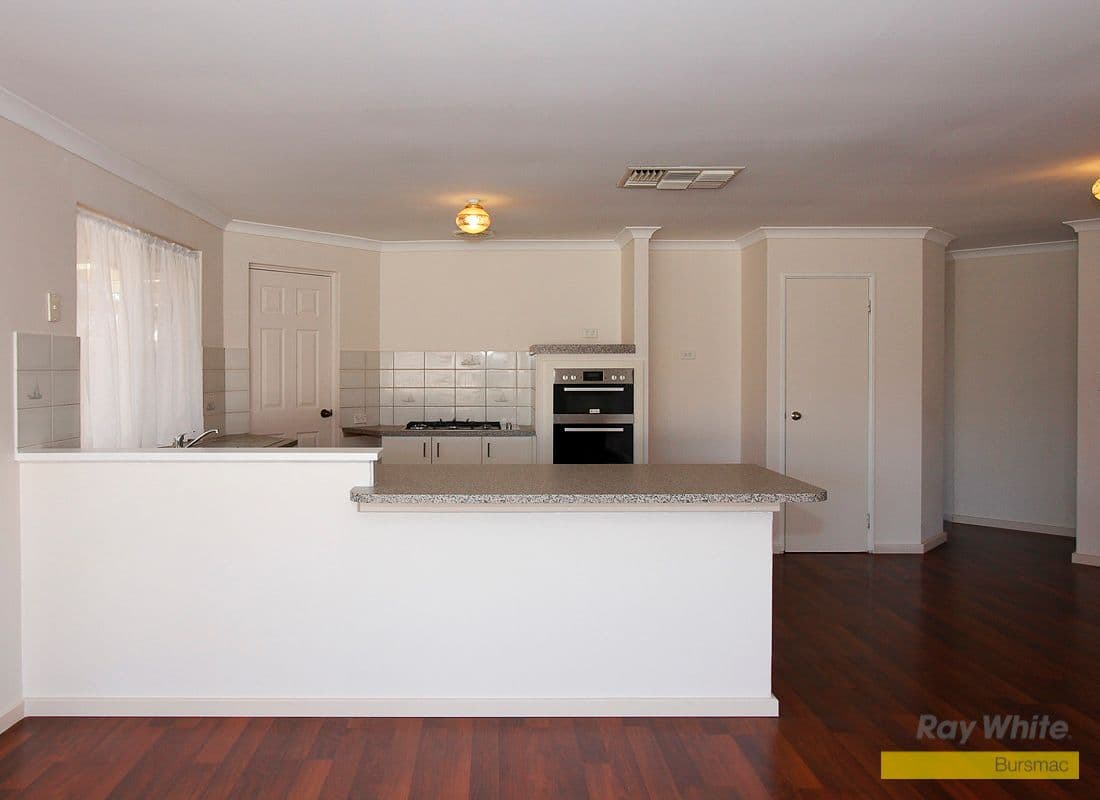29 Boorabbin Place, BALLAJURA WA 6066, Ballajura - Thumbnail 3