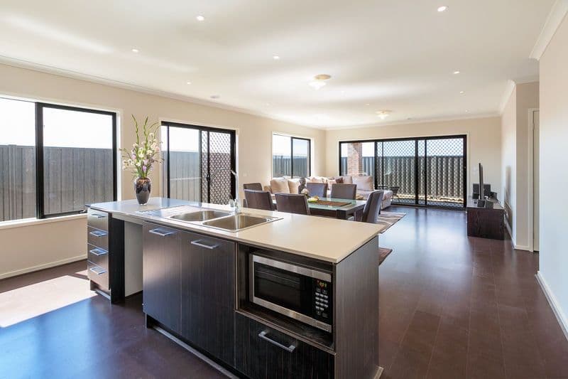 8 Destiny View, MERNDA VIC 3754, Mernda - Thumbnail 4