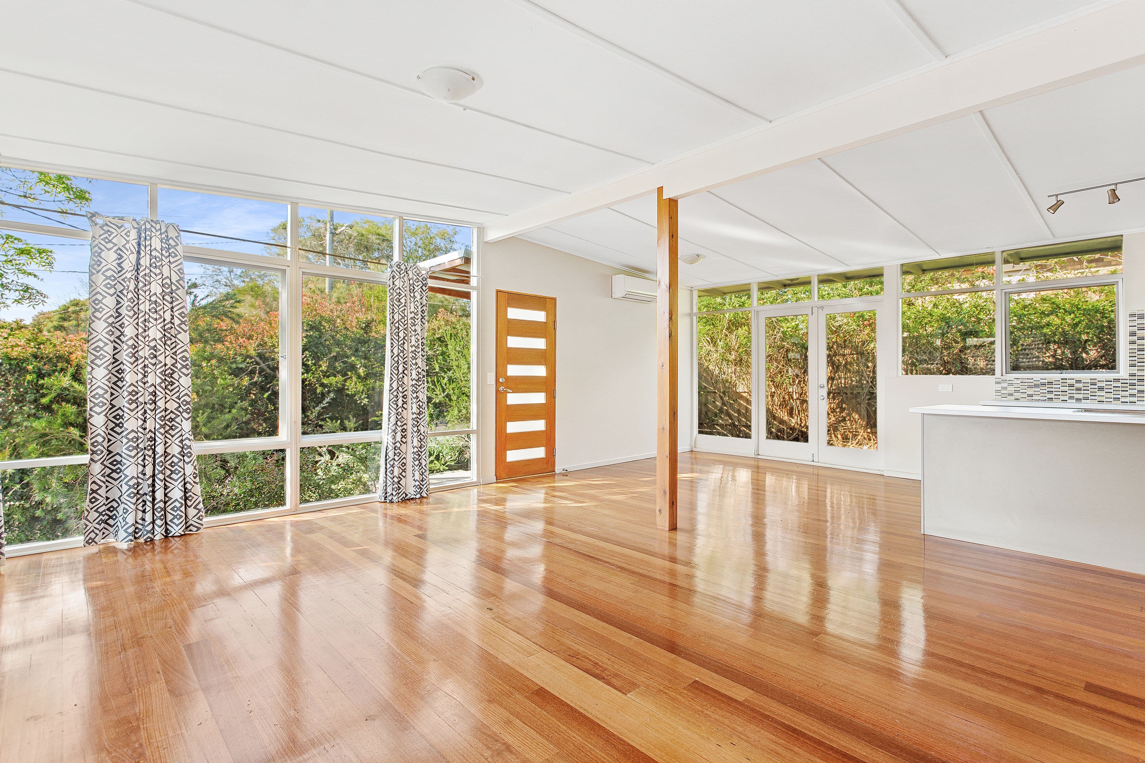 33 Wynden Drive, Frankston VIC 3199, Frankston - Thumbnail 2