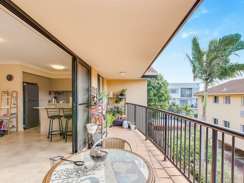 44 Brighton Street, Biggera Waters QLD 4216, Biggera Waters - Thumbnail 2