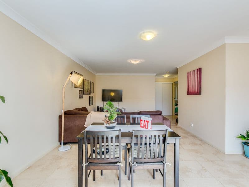 44 Brighton Street, Biggera Waters QLD 4216, Biggera Waters - Thumbnail 5