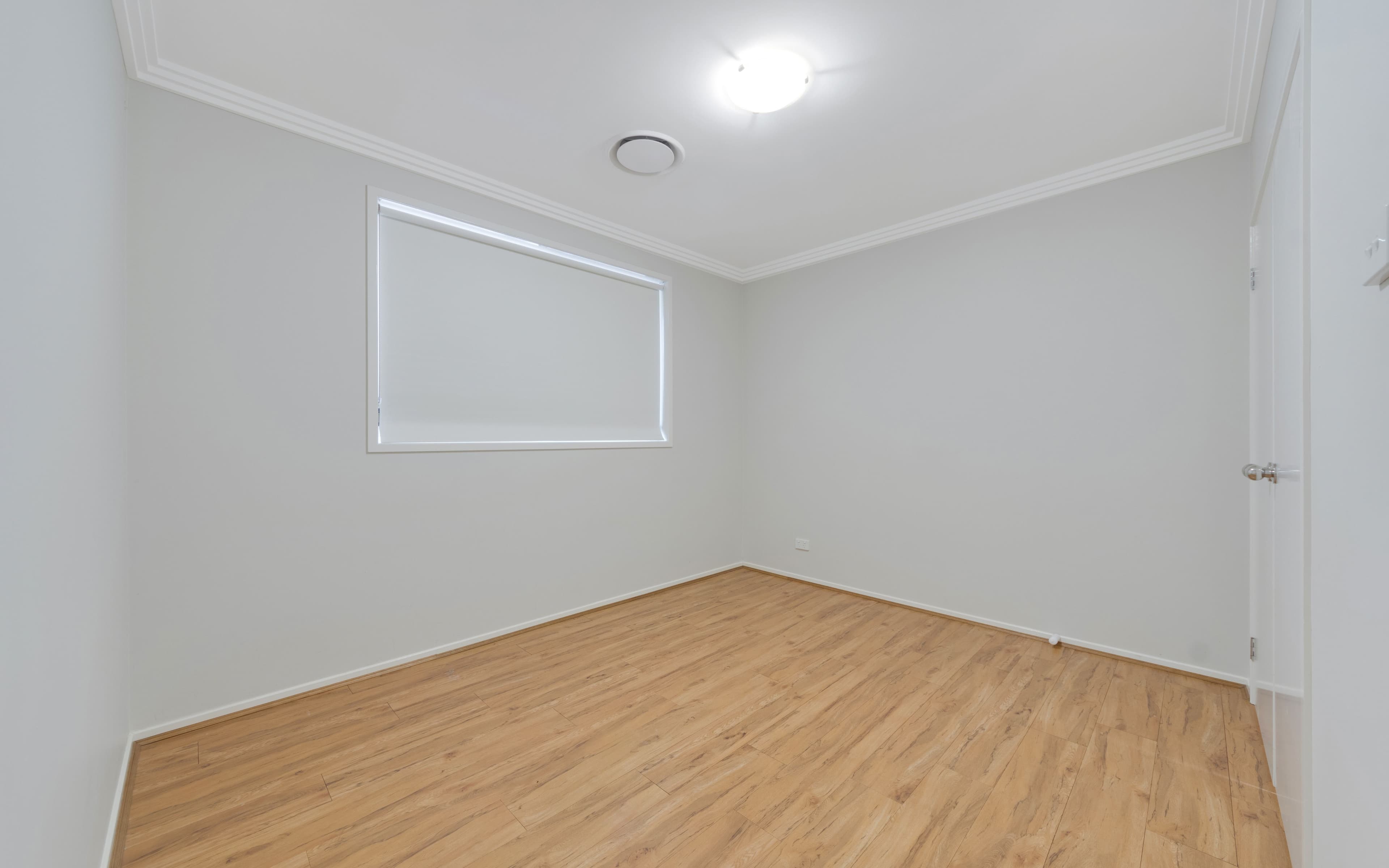 22 Tarrawarra Avenue, GLEDSWOOD HILLS NSW 2557, Gledswood Hills - Thumbnail 8