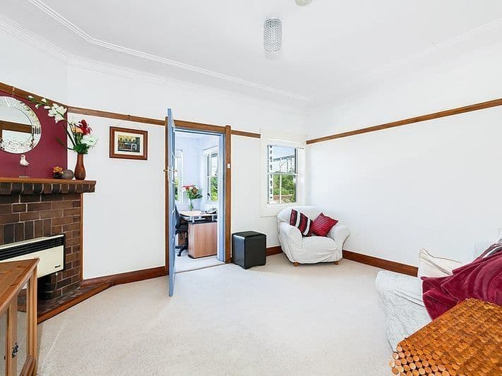 20 George Street, Redcliffe, Redcliffe - Image 1