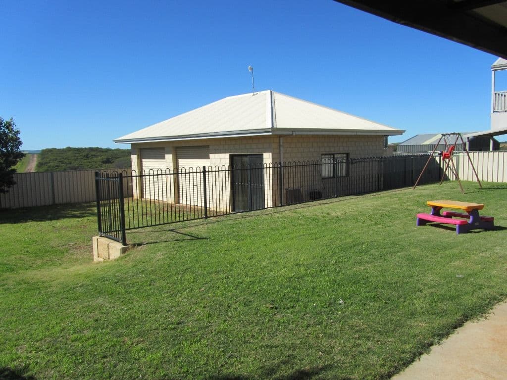 9 Sutherland Drive, MOUNT TARCOOLA WA 6530, Mount Tarcoola - Thumbnail 8