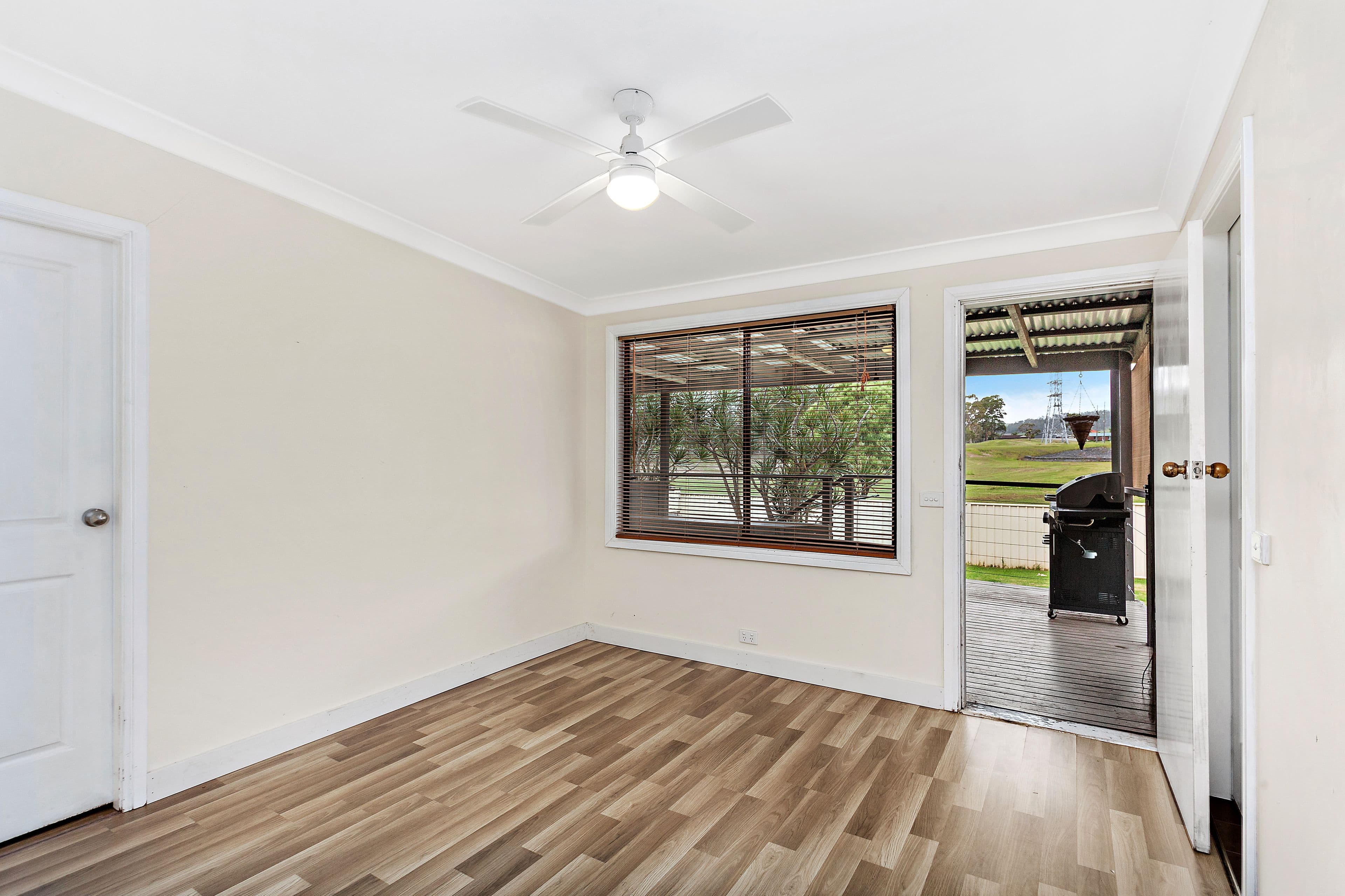 31 Simpson Parade, Albion Park - Thumbnail 5