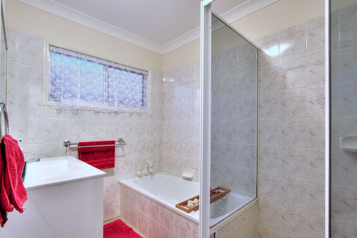 17 Wootton Crescent, Springwood QLD 4127, Springwood - Thumbnail 6