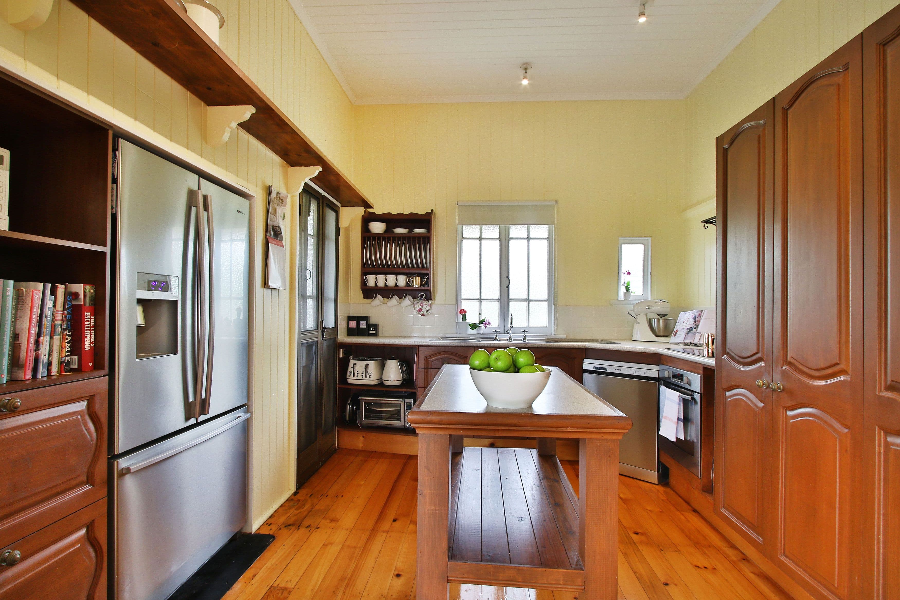 108 Jacaranda Street, North Booval QLD 4304, North Booval - Thumbnail 4