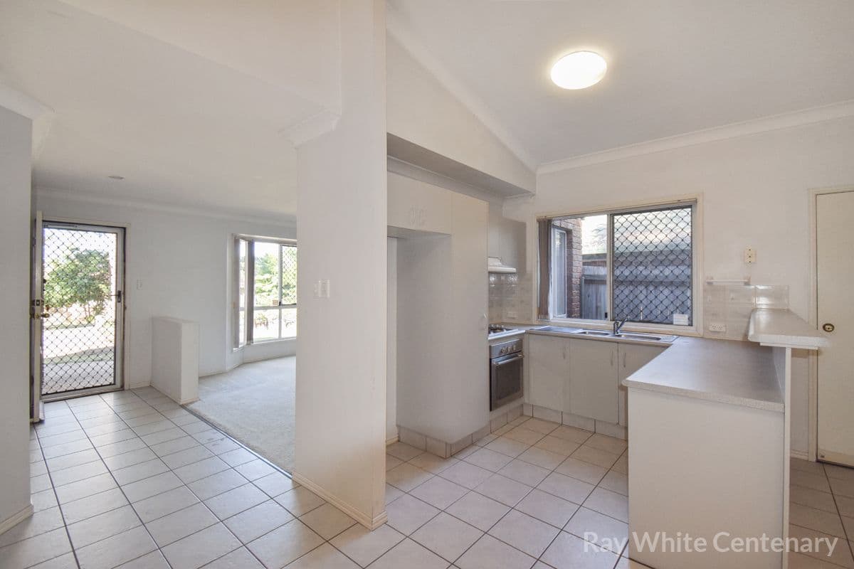 35 Hampstead Street, Forest Lake QLD 4078, Forest Lake - Thumbnail 4