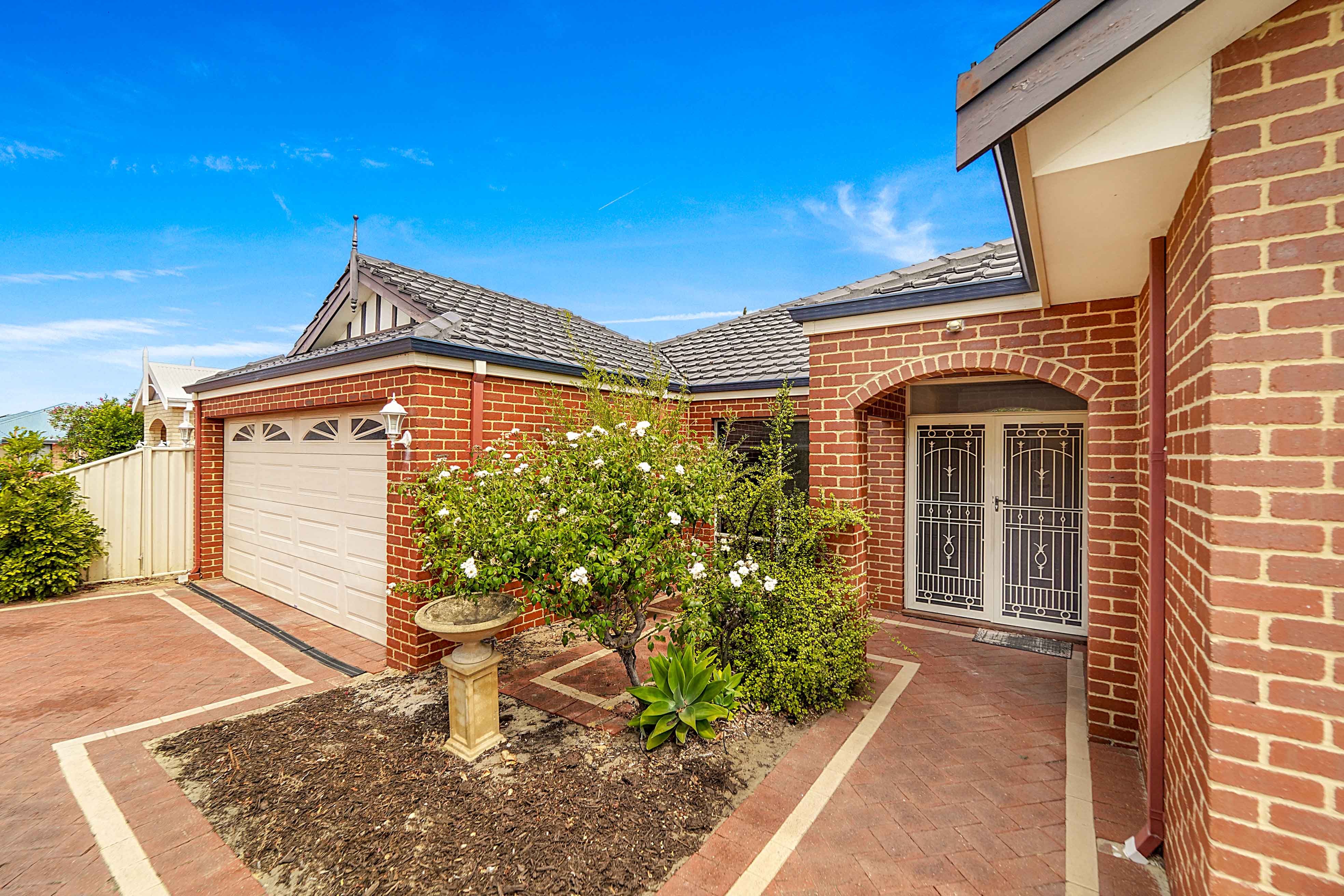 18 Cranberry Gardens, Stirling WA 6021, Stirling - Thumbnail 2