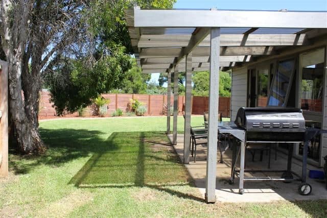 35 Phillip Island Road, NEWHAVEN VIC 3925, Newhaven - Thumbnail 2