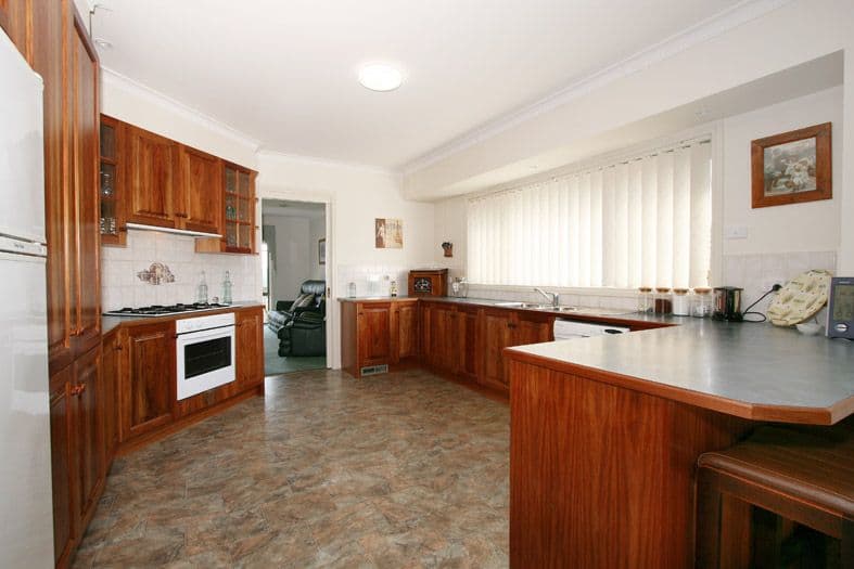 9 Joy Court, LILYDALE VIC 3140, Lilydale - Thumbnail 2