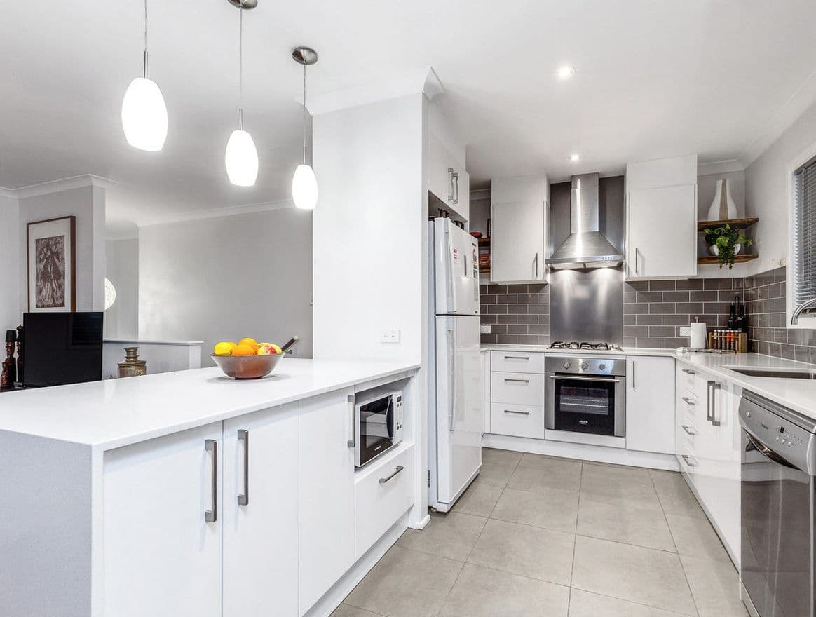 14 Nevern Street, Macgregor QLD 4109, Macgregor - Thumbnail 2