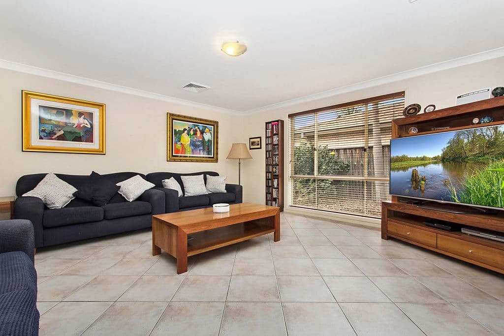 3 Mooranyah Close, Woodcroft - Thumbnail 2