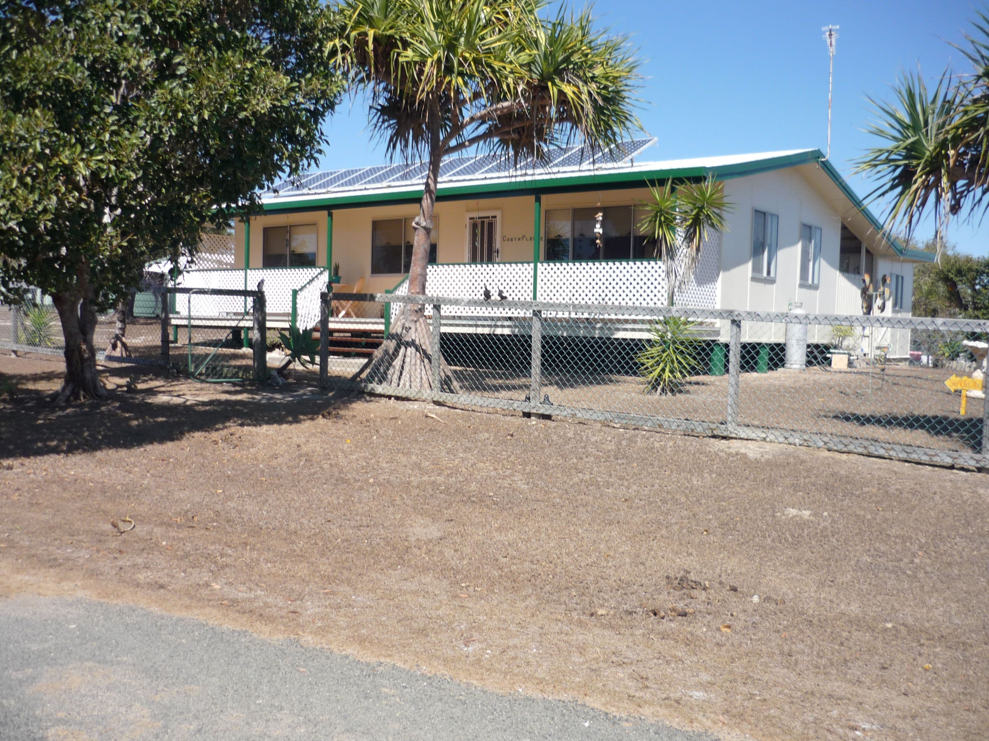 2 - 4 Pacific Cresent, Curtis Island QLD 4680, Curtis Island - Thumbnail 2