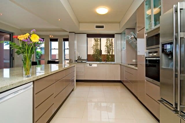 7 Kensington Mews, SOVEREIGN ISLANDS QLD 4216, Sovereign Islands - Thumbnail 4