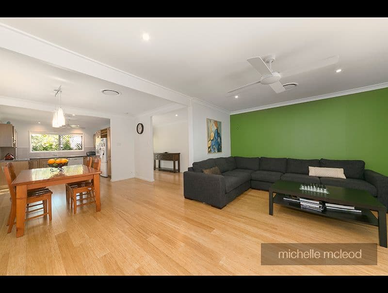 6 Karingal Street, Kenmore QLD 4069, Kenmore - Thumbnail 2