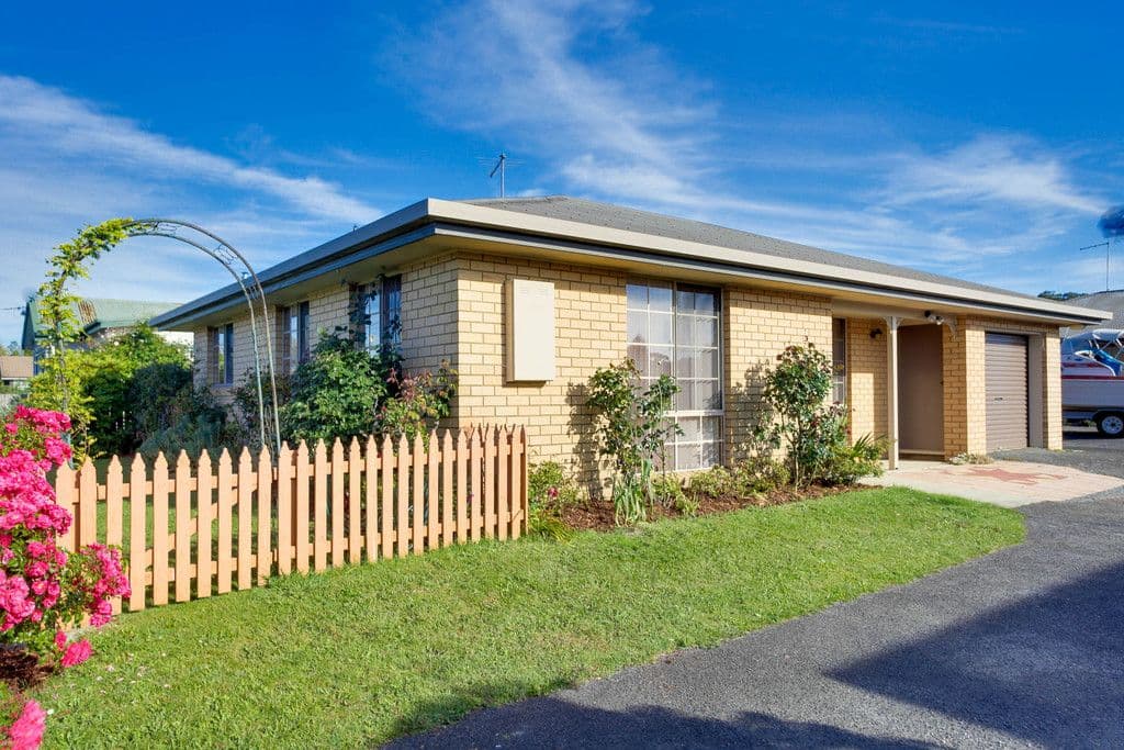 21 Scott Street, BEAUTY POINT TAS 7270, Beauty Point - Thumbnail 2
