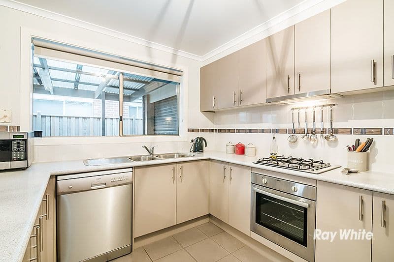 21 Bushranger Boulevard, Cranbourne East VIC 3977, Cranbourne East - Thumbnail 7