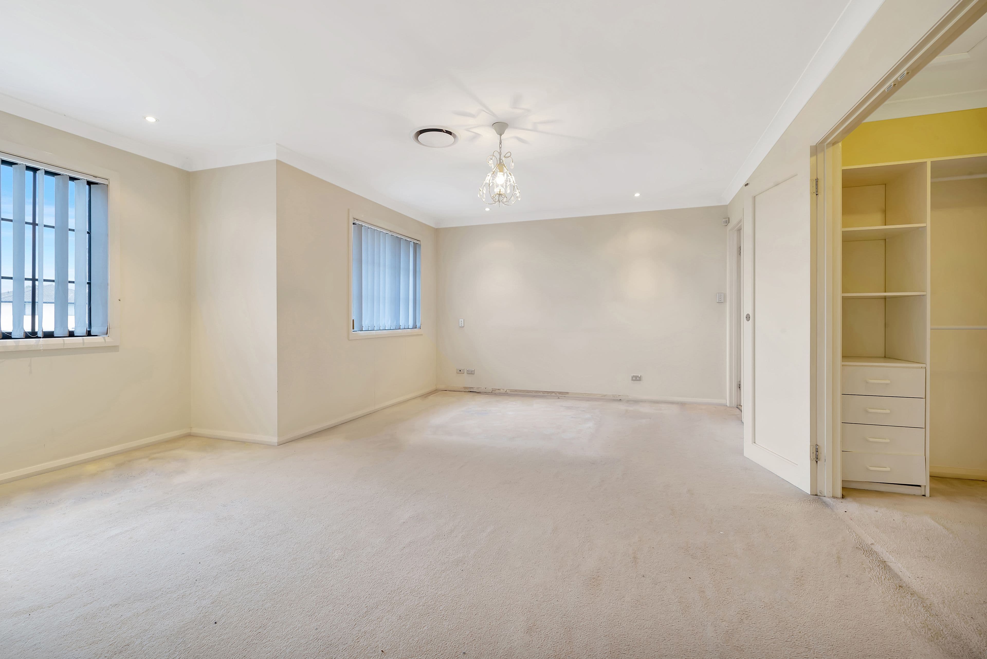 18 Sarah Hollands Drive, Horningsea Park - Thumbnail 8