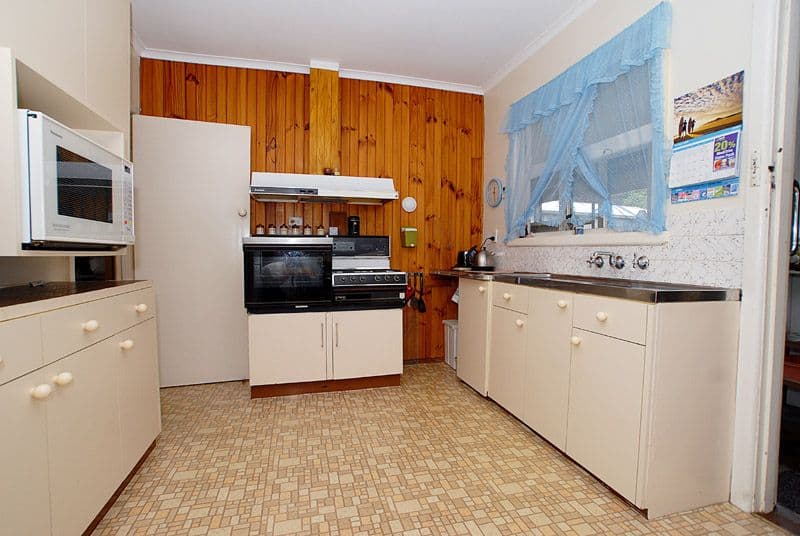 96 Glenfern Road, FERNTREE GULLY VIC 3156, Ferntree Gully - Thumbnail 3