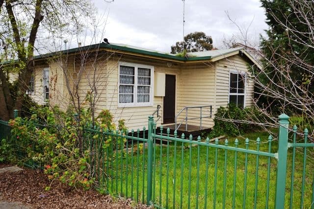 16 Morison Crescent, Seymour VIC 3660, Seymour - Image 1