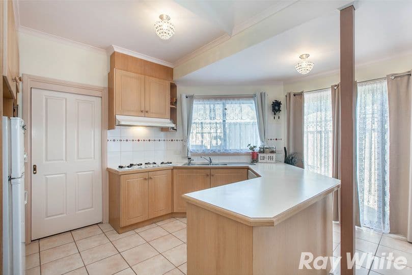 27 Carbon Crescent, Mill Park VIC 3082, Mill Park - Thumbnail 2