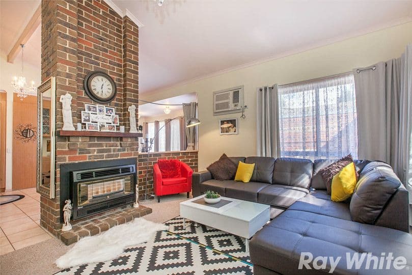 27 Carbon Crescent, Mill Park VIC 3082, Mill Park - Thumbnail 5