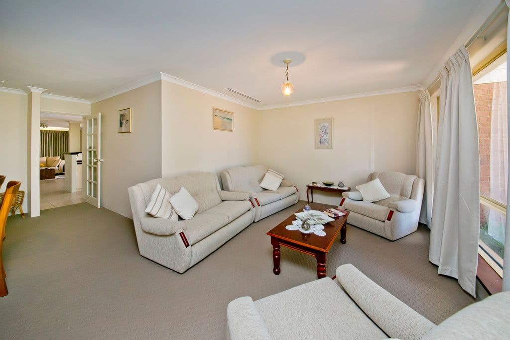5 Karel Court, Alexander Heights WA 6064, Alexander Heights - Thumbnail 3