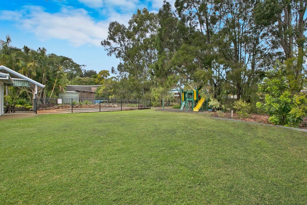 11 Stratford Court, BIRKDALE QLD 4159, Birkdale - Thumbnail 2