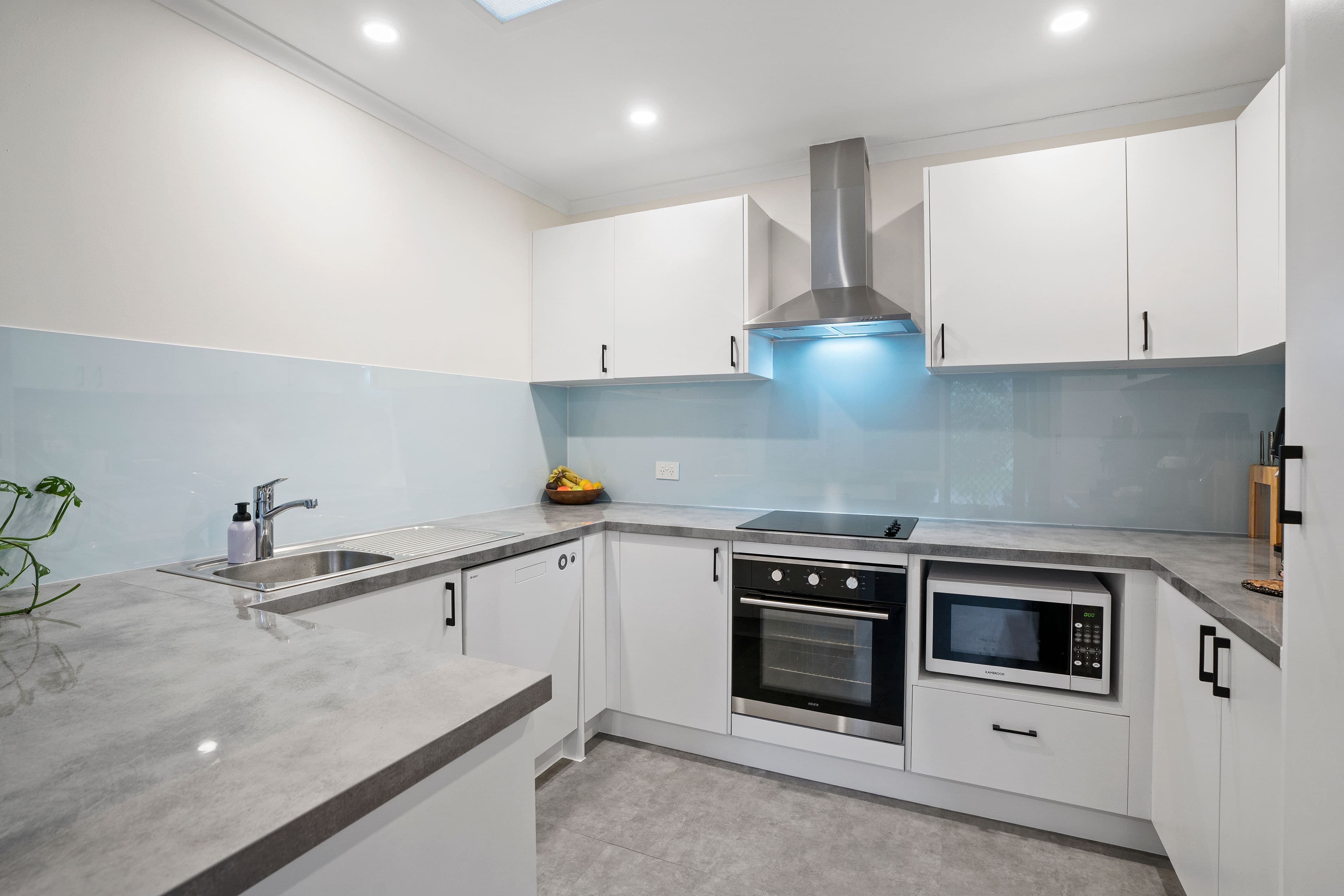 19 Glen Park Road, Bayswater North VIC 3153, Bayswater North - Thumbnail 2