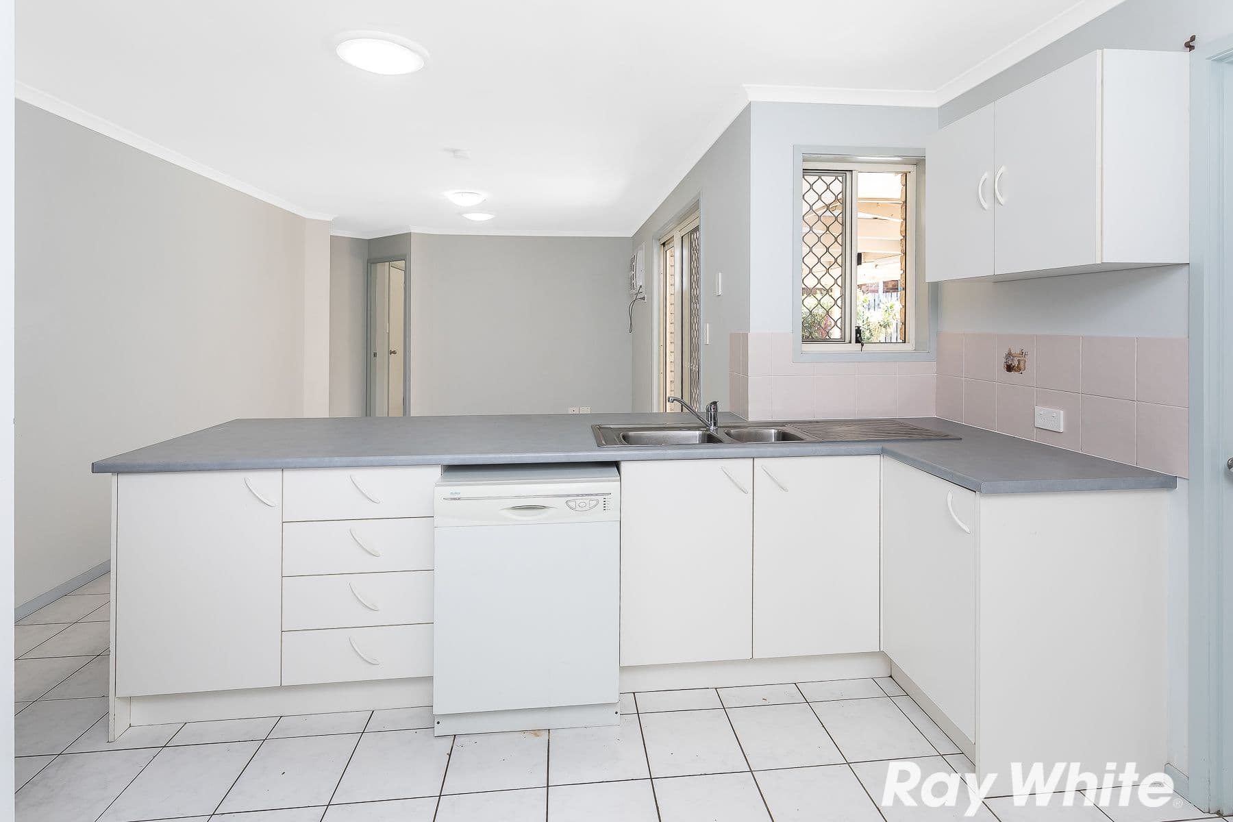 3 Brolga Avenue, Kallangur QLD 4503, Kallangur - Thumbnail 8