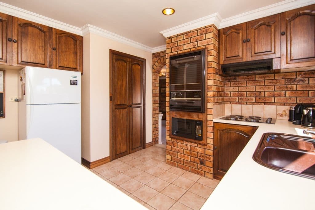 7 El Greco Court, NEWNHAM TAS 7248, Newnham - Thumbnail 4
