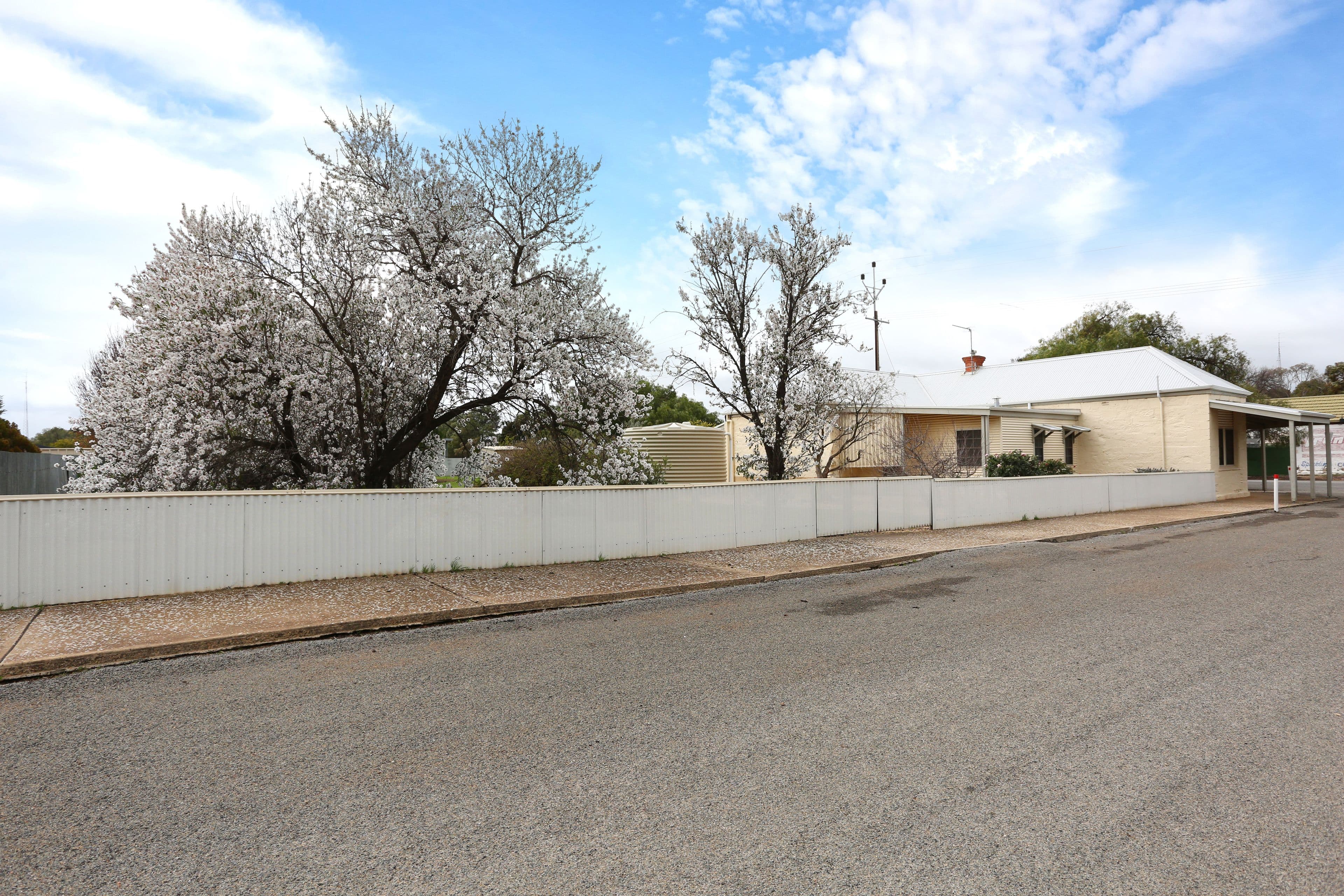 15 Hawker Street, Yacka SA 5470, Yacka - Image 1