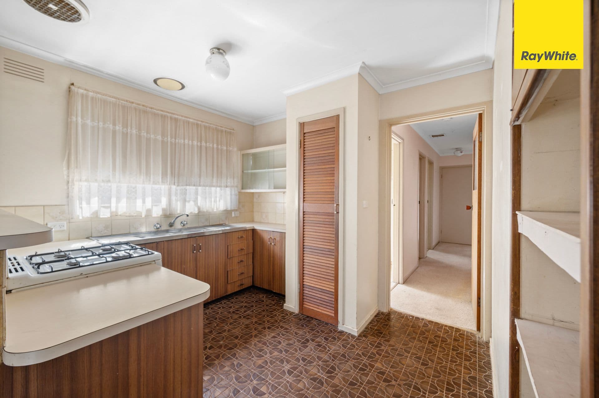 2 Gretel Grove, Melton VIC 3337, Melton - Thumbnail 7