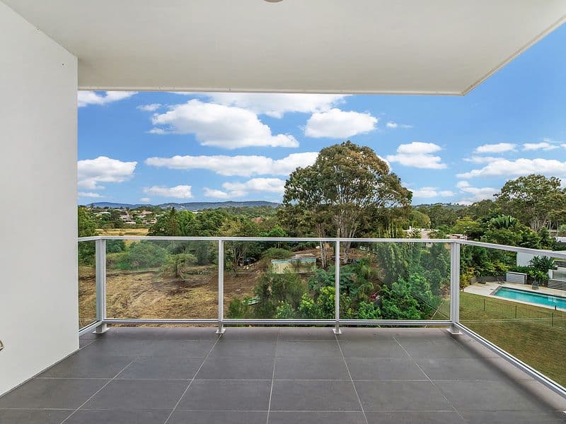 31 Bourton Road, Merrimac QLD 4226, Merrimac - Thumbnail 3