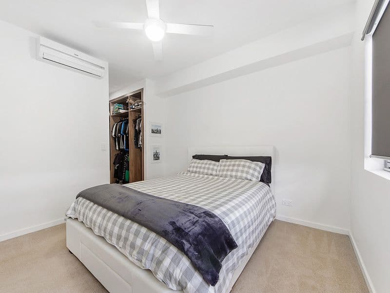 31 Bourton Road, Merrimac QLD 4226, Merrimac - Thumbnail 6