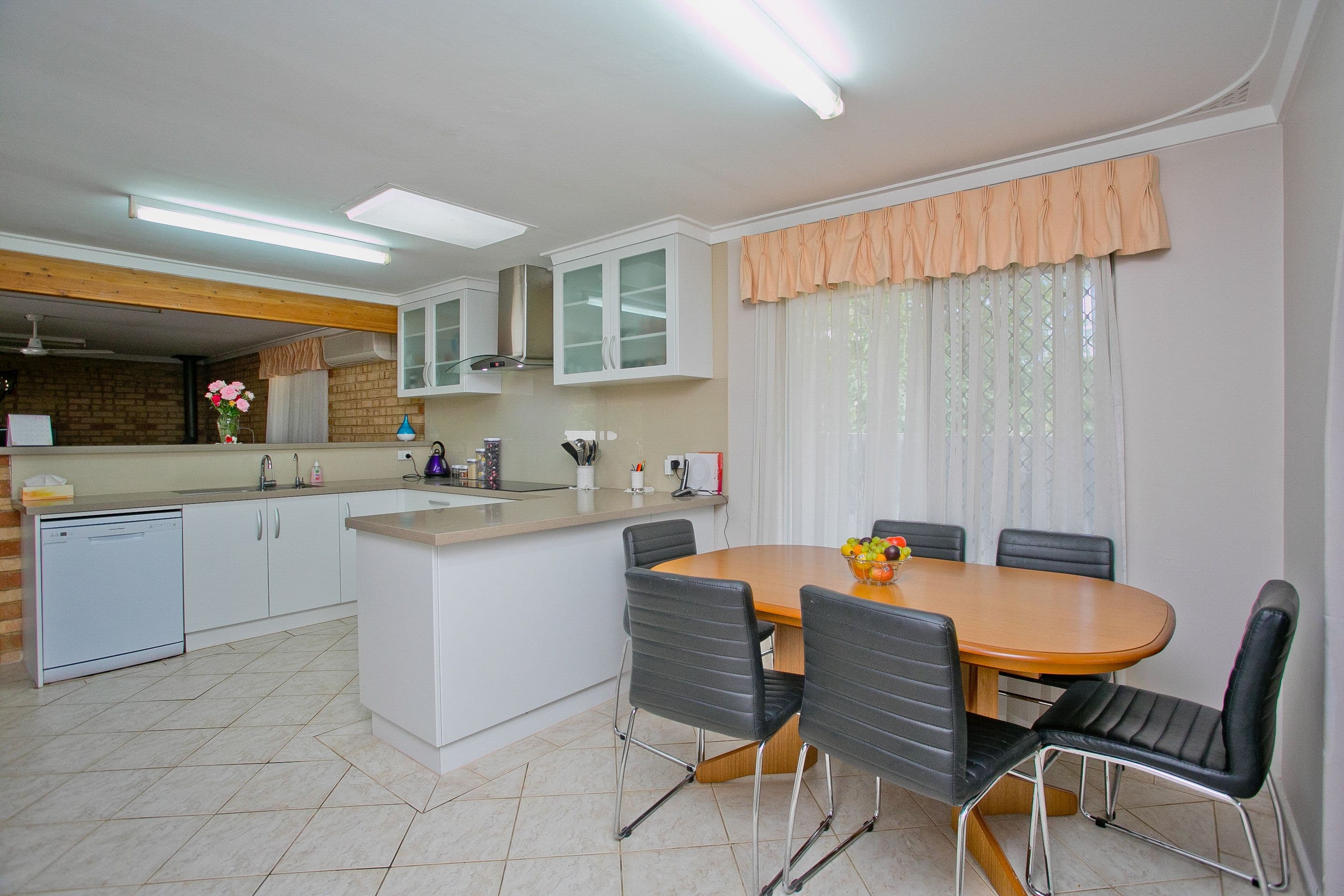 11 Banksia Road, Walliston WA 6076, Walliston - Thumbnail 4