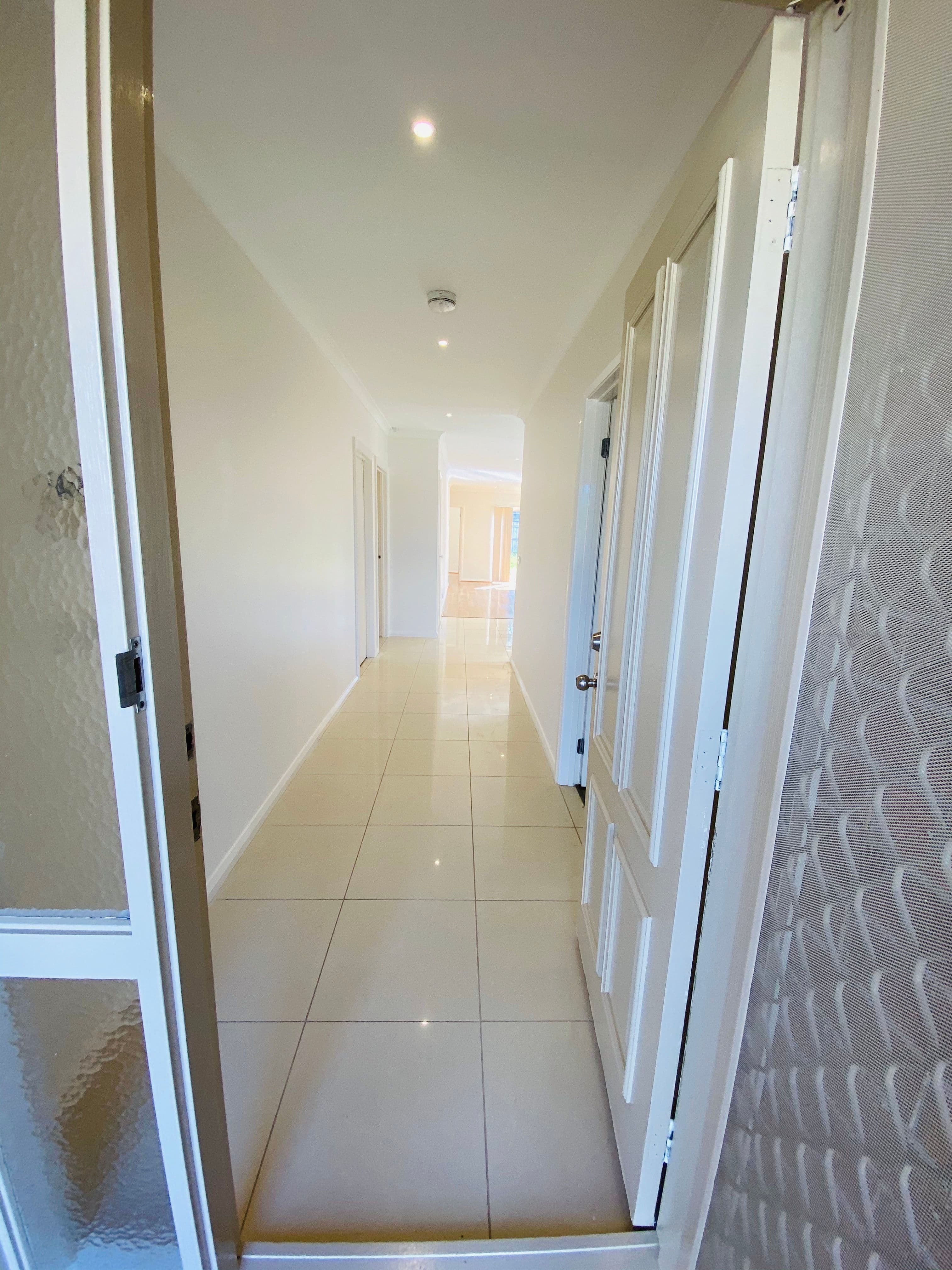 8 Faye Avenue, Truganina VIC 3029, Truganina - Thumbnail 2