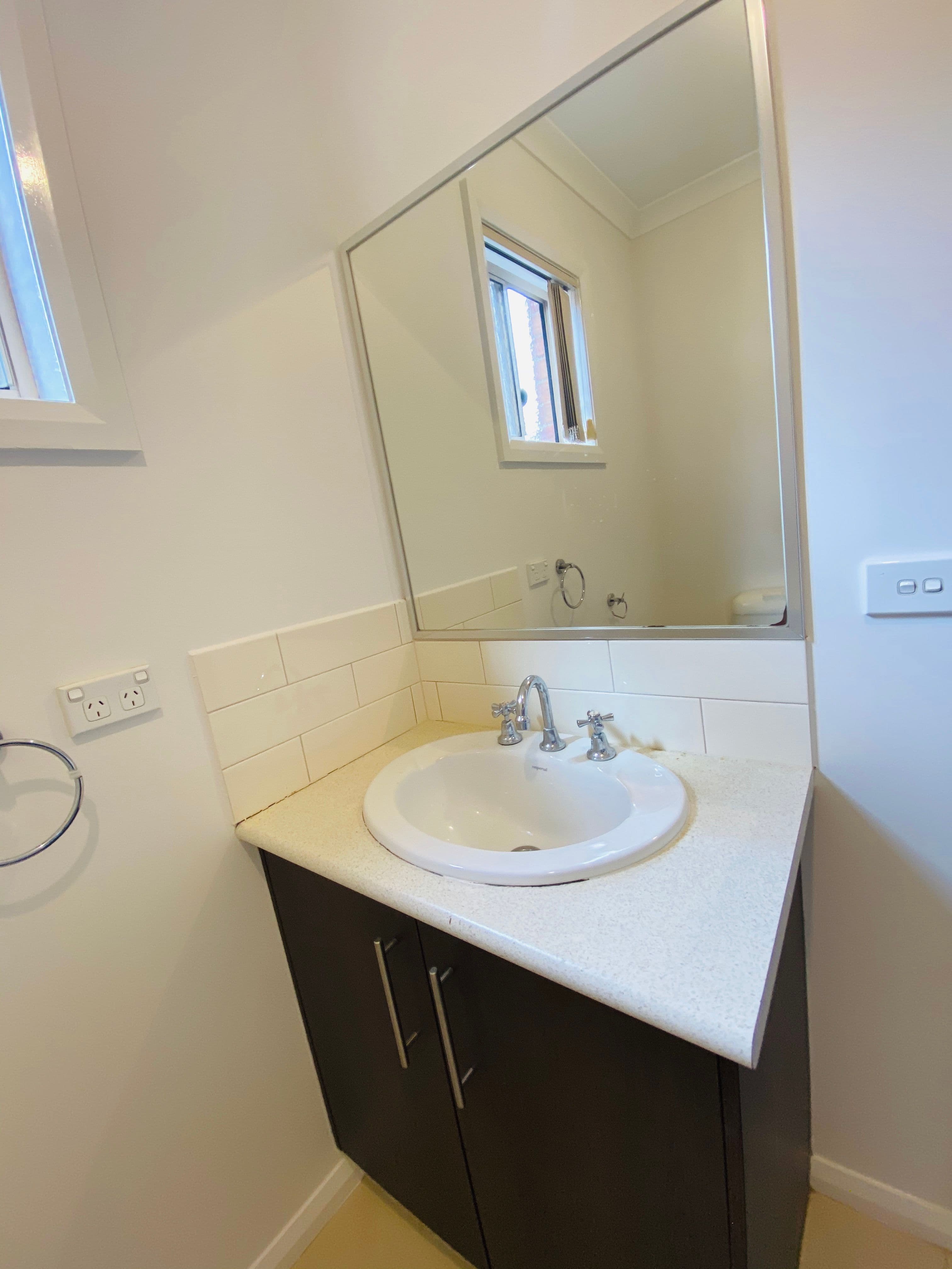 8 Faye Avenue, Truganina VIC 3029, Truganina - Thumbnail 5