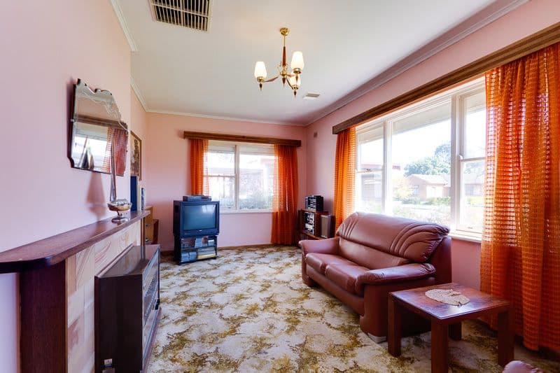 8 Stroma Road, MARION SA 5043, Marion - Thumbnail 2